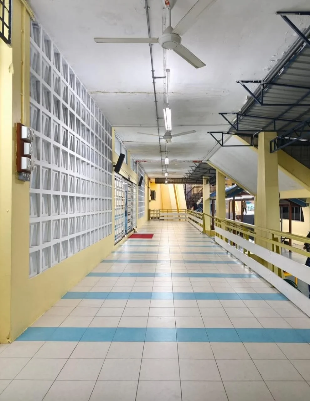 Commercial Corridor Tile Floor Clean